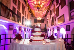 red romance Wedding reception flowers