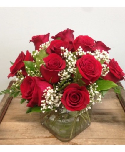 Red Rose Cube Fresh Arrangement 