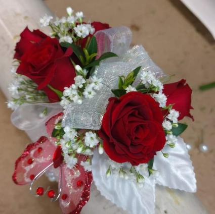 RED ROSE ROMANCE 
