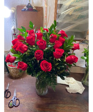 RED ROSE ROSES