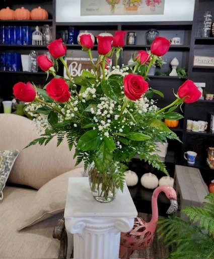 Classic Red Roses Arrangement 