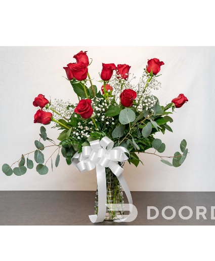 red roses based  