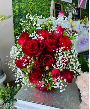 Red Rosie Posie Fresh