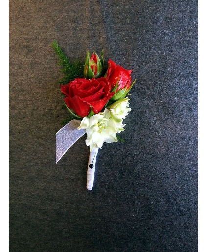 RED SPRAY ROSE BOUT PROM