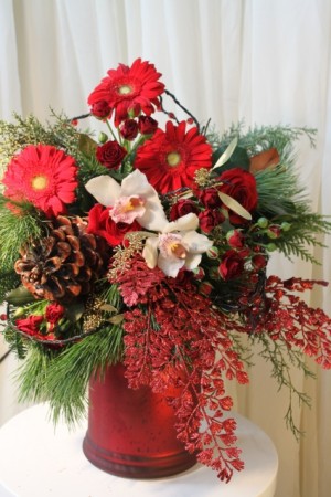 RED VELVET Christmas Arrangement