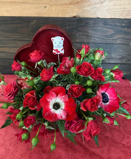 Red Velvet Fresh Floral design