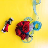 Red wrist Corsage Body flowers