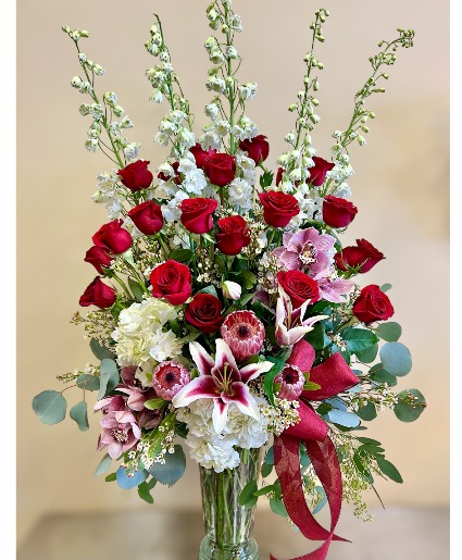 Remarkably Romatic arrangement of flowers