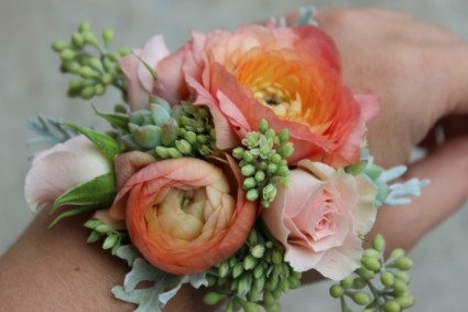 Renunculus Corsage 
