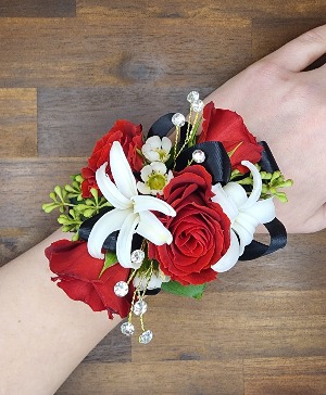 Rhythm & Roses Corsage