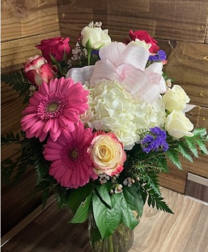 Ribbons and bows vase