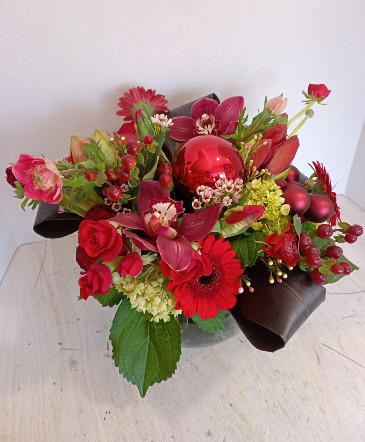 Winter Red Arrangement Designer's Choice in Glastonbury, CT | THE FLOWER DISTRICT