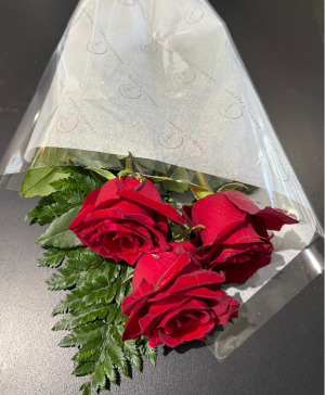 Romantic 3 Fresh Red Rose Bouquet Hand Tie Bouquet