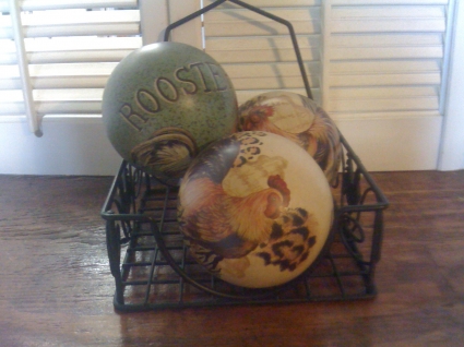  Rooster Balls Assorted Designs