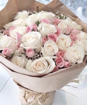 White Rose Bouquet 