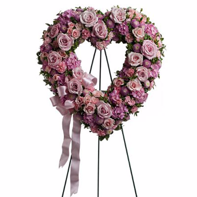 Rose Garden Standing Heart