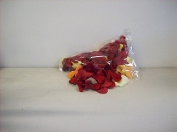 ROSE PETALS ROSES in Detroit, MI | RED ROSE FLORIST 