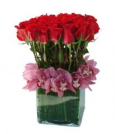 Rose Rendezvous  Arrangement