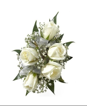 Spray Roses Wrist Corsage