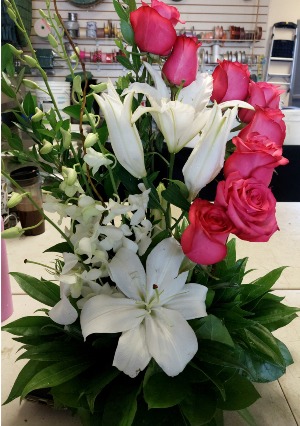 ROSE AND ORCHID WRAP AROUND ANNIVERSARY