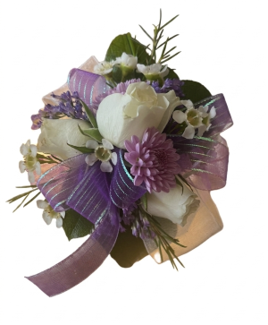 Rose/Mum Corsage 