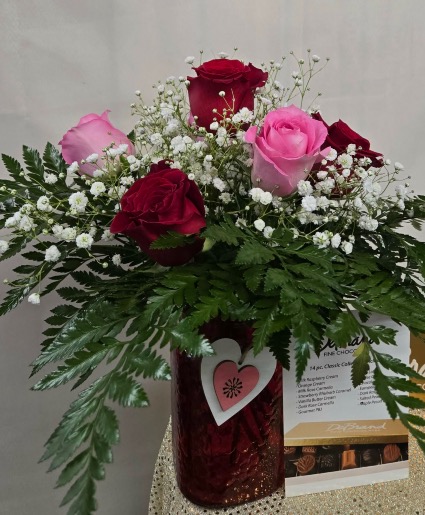 Roses and Chocolates Valentine 