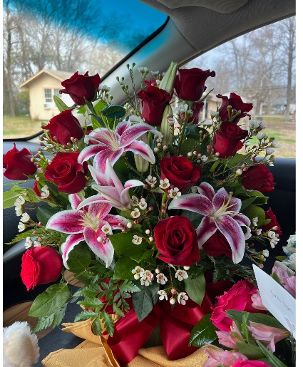 Roses and Lilies Flowers