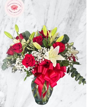 12 Roses and lily Vase Bouquet  