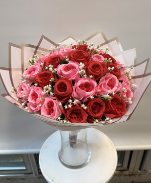   Surprise ROSES BOUQUET 