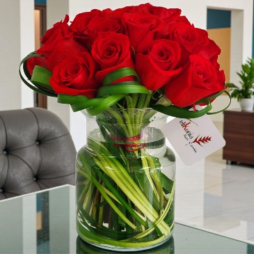 Encanto de Amor  Love Arrangement in San Juan, PR | ELIKONIA FLOWERS