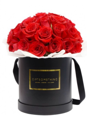 Roses in around Gift box 