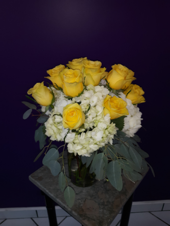 Roses in Hydrangea vase arrangement