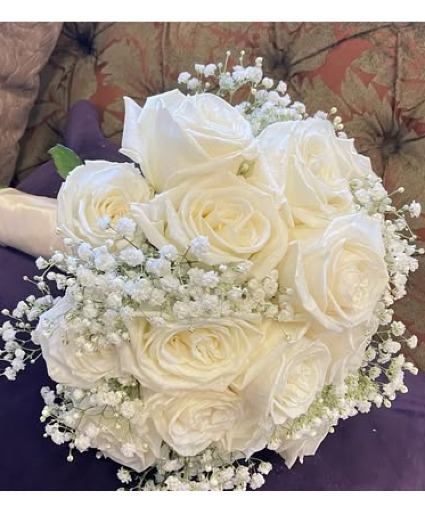 Roses & Babies Breath Bouquet  
