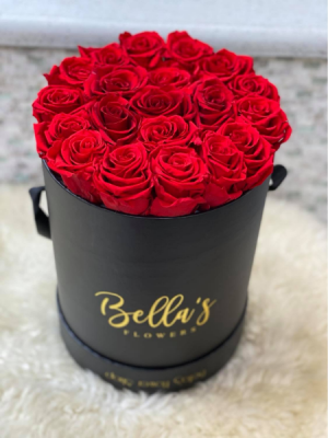 Round Black Box One-Year Roses