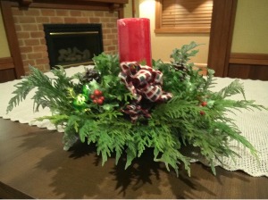 Round Pillar Candle Centerpiece (Red) Can be Shipped UPS