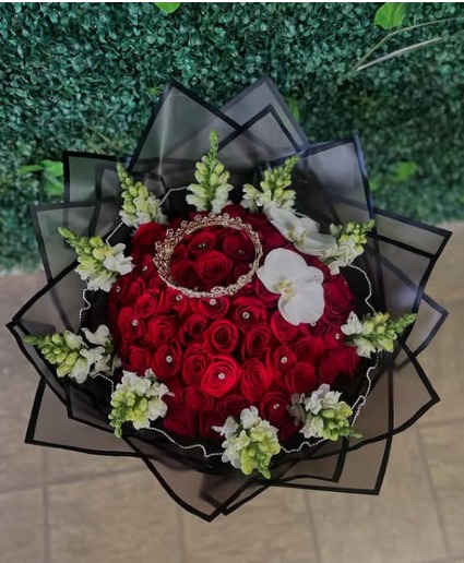 Royal Romance Rose Bouquet