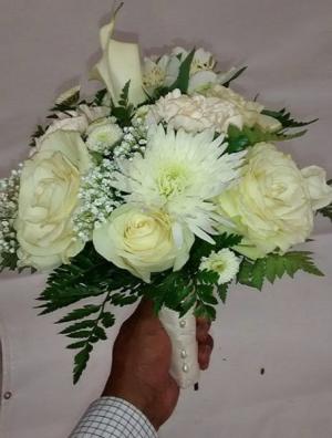 Royal White Bouq 