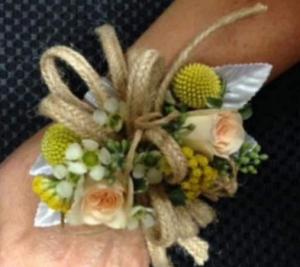 RUSTIC CORSAGE 