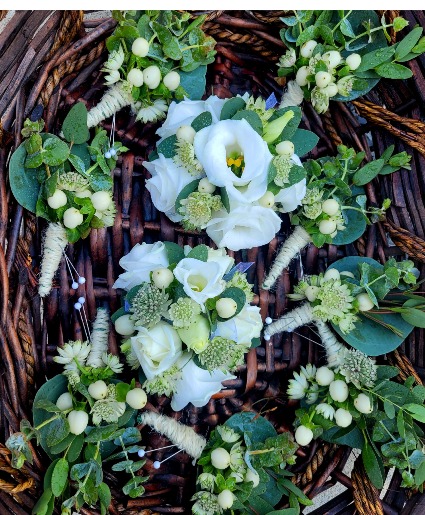 Rustic White Wrist Corsage  