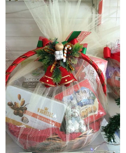 Santa Basket of Sweets 