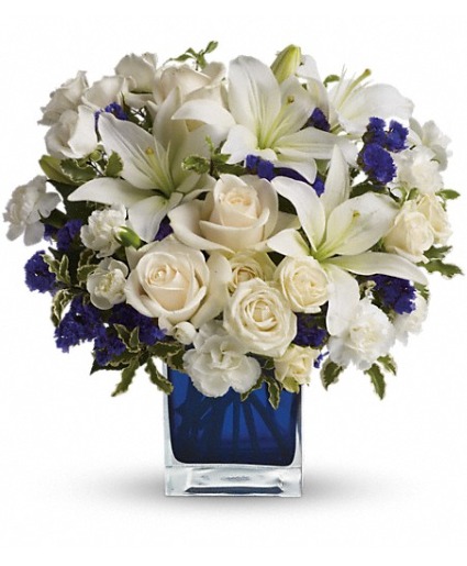 Sapphire Skies Bouquet Cube
