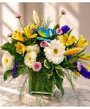Sassy Bloom Vase Arrangement
