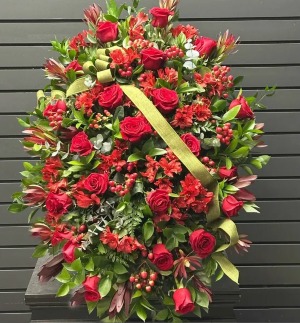 Scarlet Rose Standing Spray 