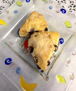 BLUEBERRY SCONES Scones/Sweets 2 New Jersey 2016-008