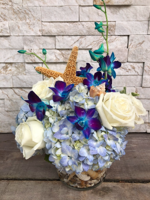 Sea Breeze Vase in Largo, FL - Rose Garden Florist