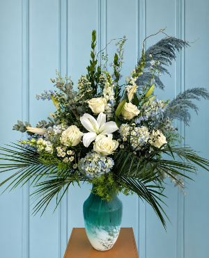 SEAFOAM SERENITY FRESH ARRANGEMENT