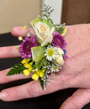 Seriously Stunning Ring Corsage