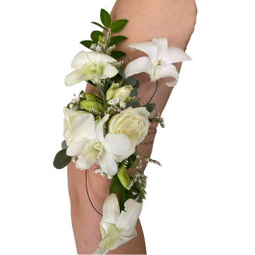 SF Arm Cuff Prom Flowers in Sonora, CA | SONORA FLORIST AND GIFTS