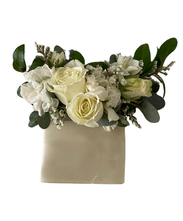SF Pocket Square Prom Flowers in Sonora, CA | SONORA FLORIST AND GIFTS