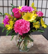 SFS IVB PY Vased Bouquet